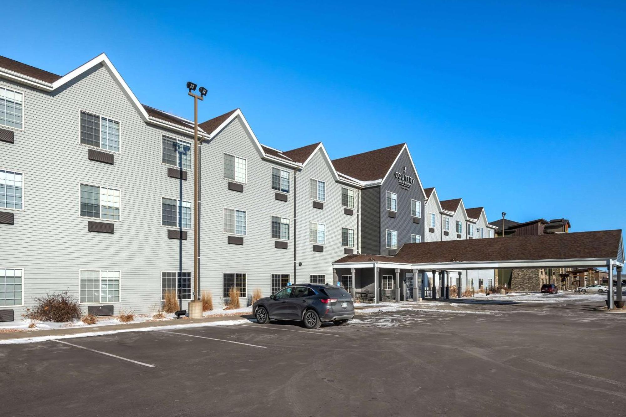 Country Inn & Suites By Radisson, Watertown, Sd Екстериор снимка