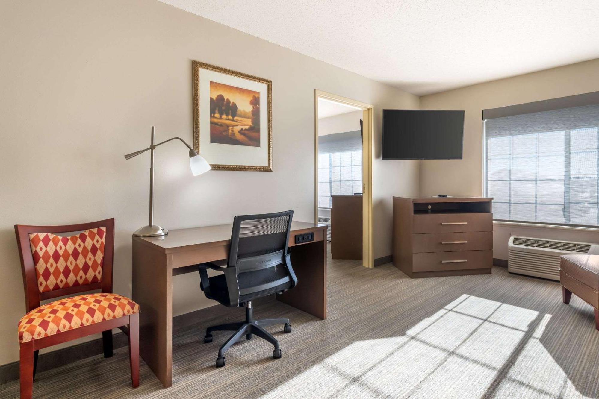 Country Inn & Suites By Radisson, Watertown, Sd Екстериор снимка