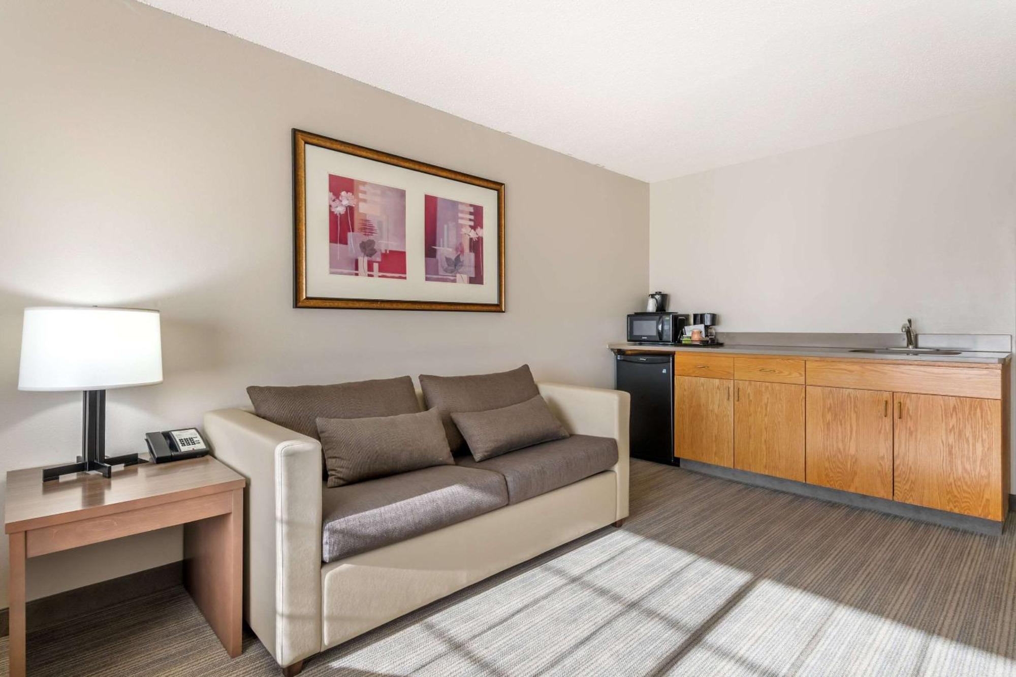 Country Inn & Suites By Radisson, Watertown, Sd Екстериор снимка
