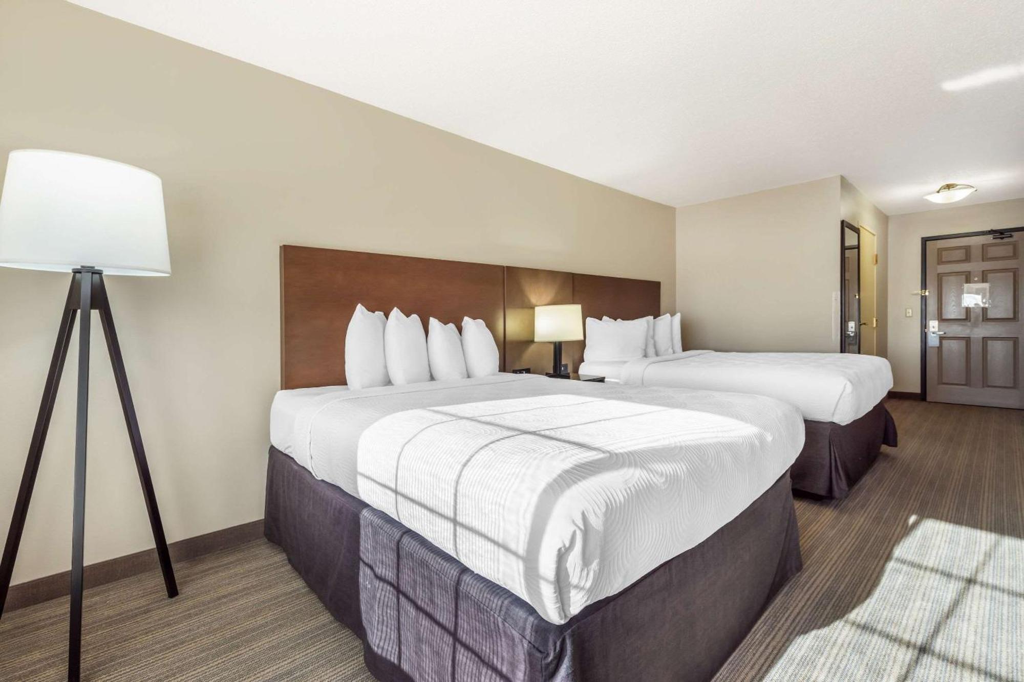 Country Inn & Suites By Radisson, Watertown, Sd Екстериор снимка