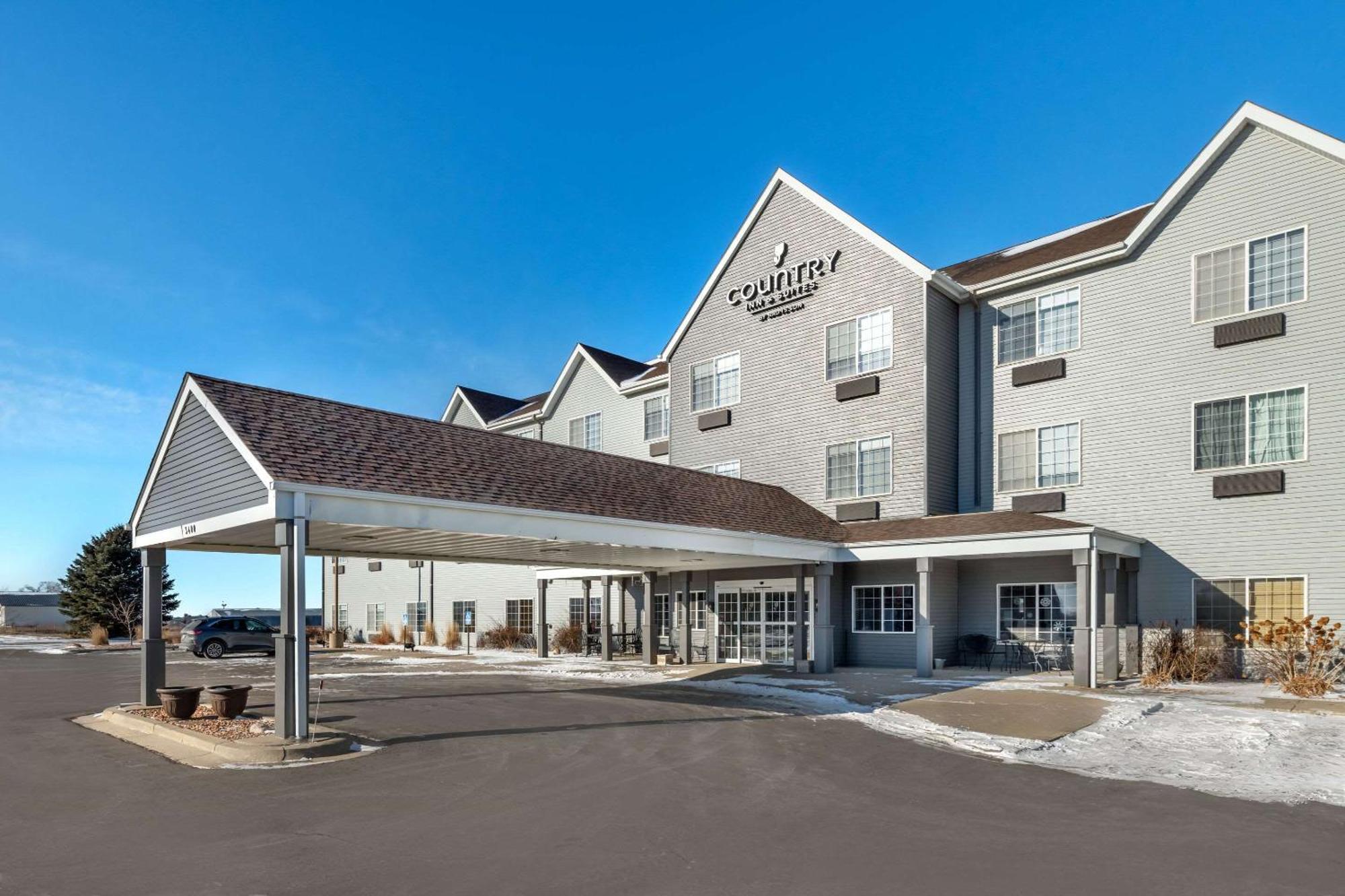 Country Inn & Suites By Radisson, Watertown, Sd Екстериор снимка